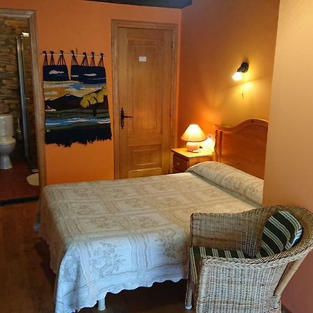 Casa Rural Pandelo Affittacamere Vega de Valcarce Esterno foto